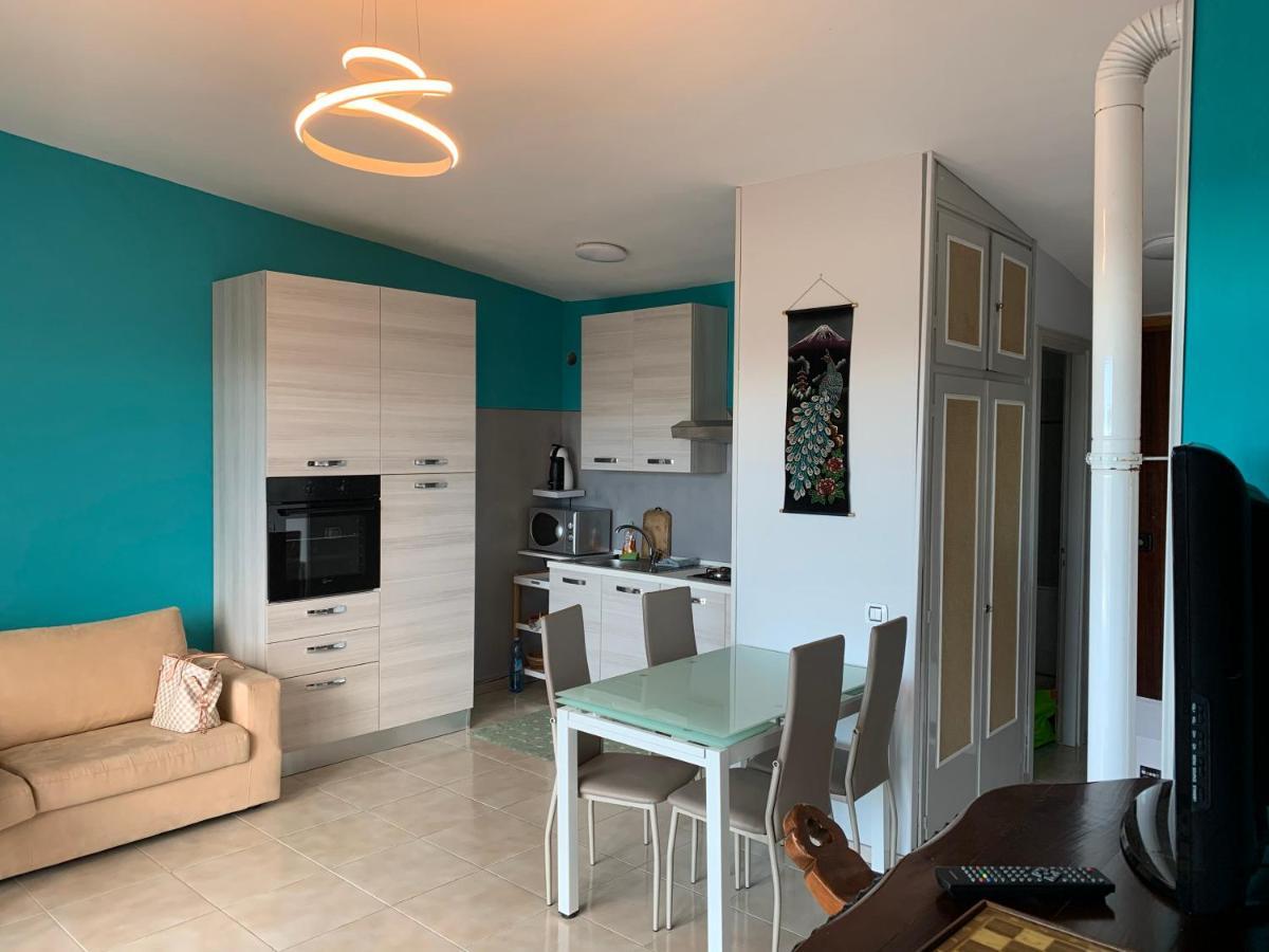 Casa Isabella Apartment Madonna Del Sasso Bagian luar foto