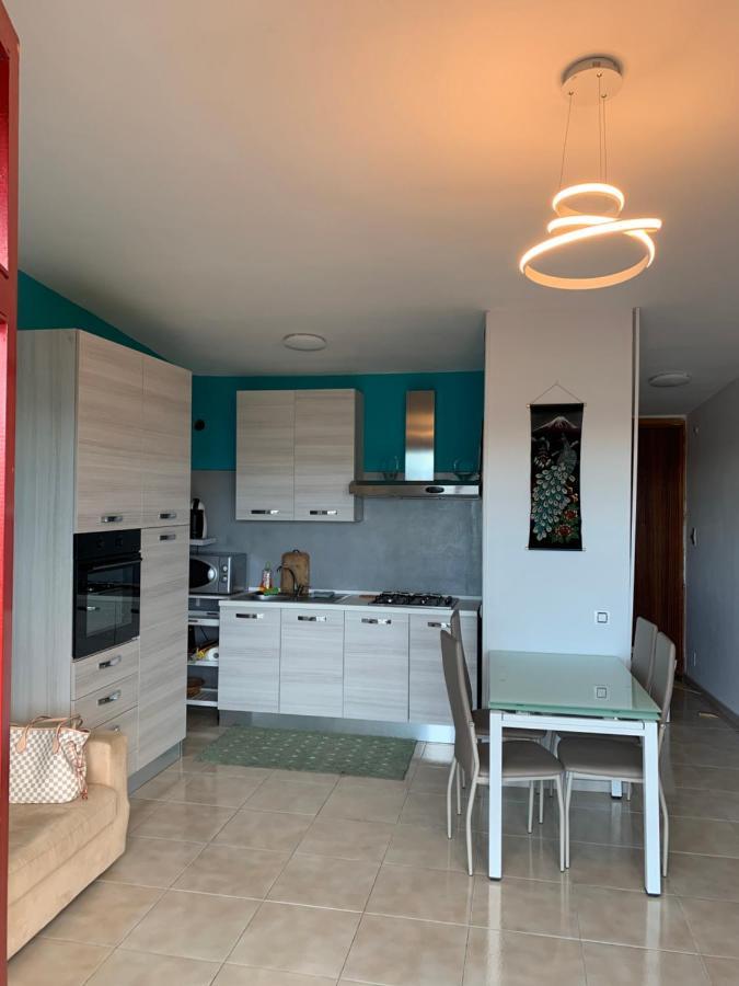Casa Isabella Apartment Madonna Del Sasso Bagian luar foto